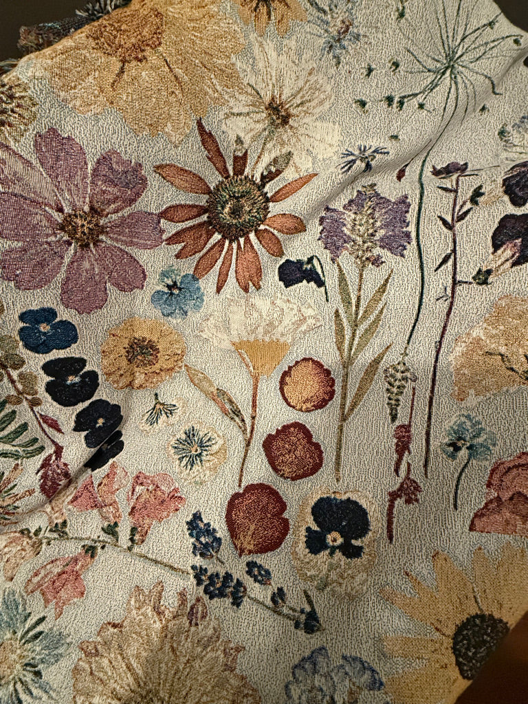 Charlie's Garden Woven Blanket – The Flower Experiment