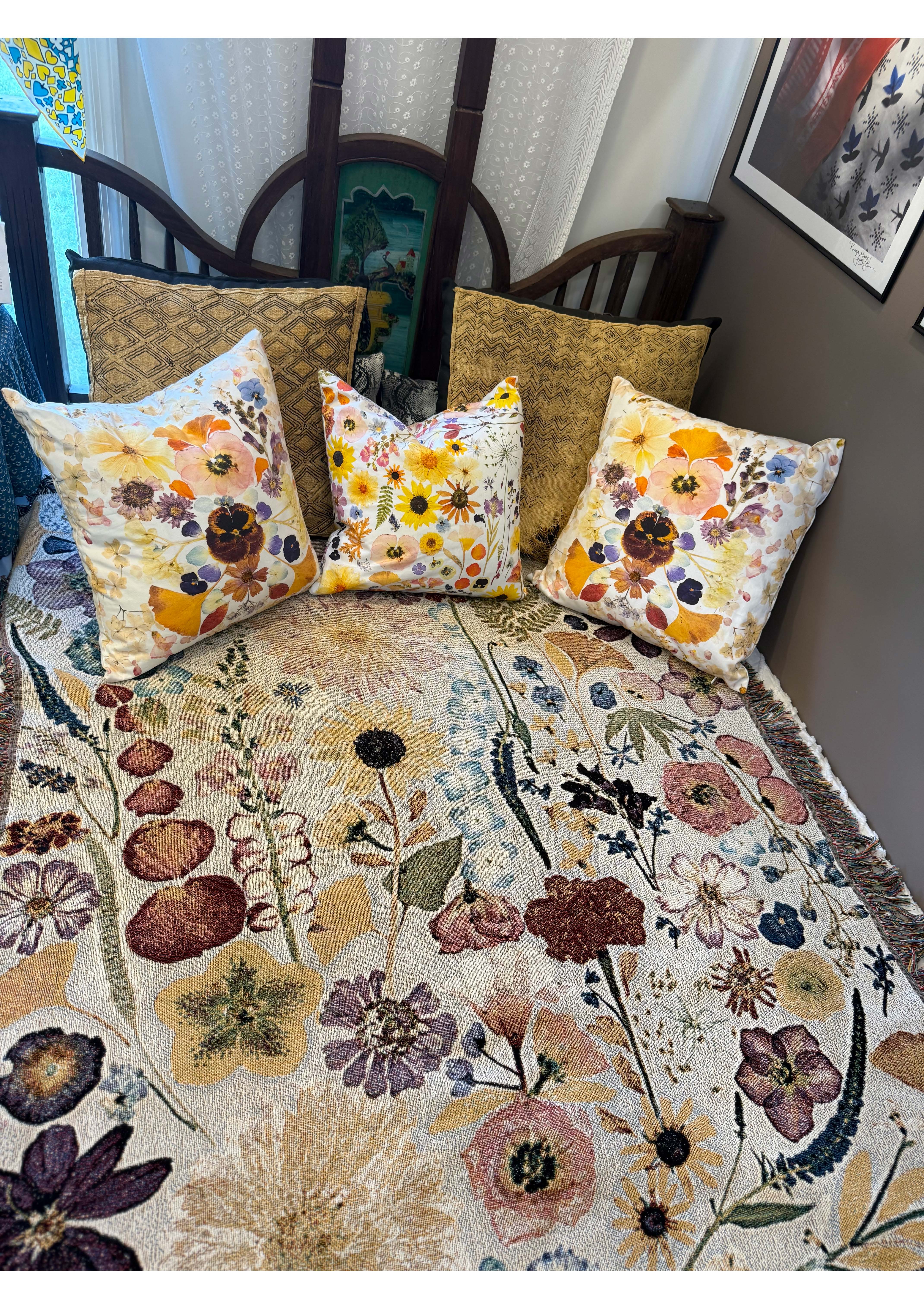 Charlie's Garden Woven Blanket – The Flower Experiment